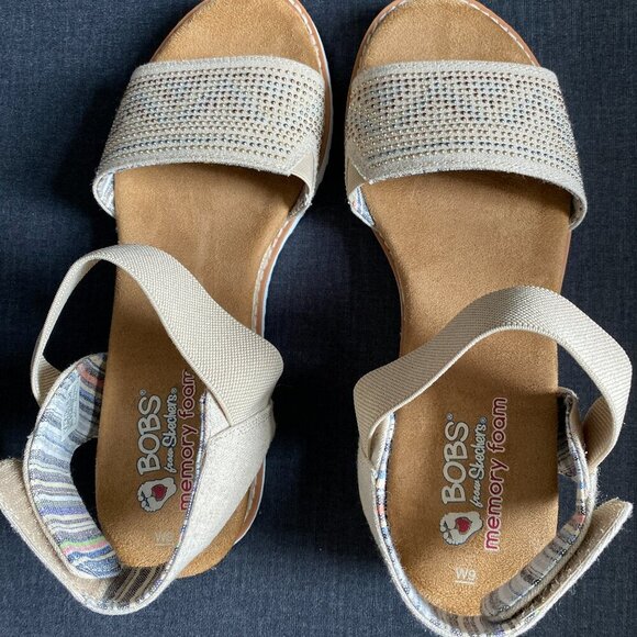 BOBS from Sketchers Wedge Sandals Tan Size 9W EXCELLENT Condition - Picture 3 of 7